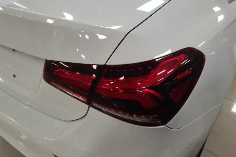 Used Mercedes-Benz A-Class 2022 Revised Version A 200 L Sport Sedan Fashionable Style