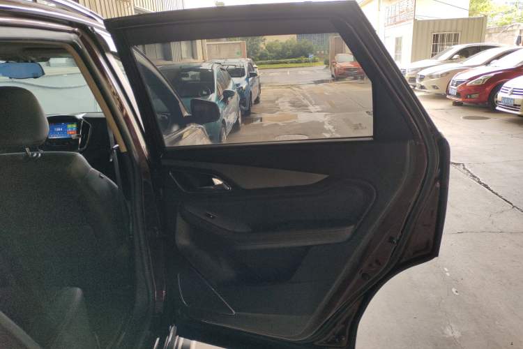 Used Baojun 560 2016 1.8L iAMT Luxury Model