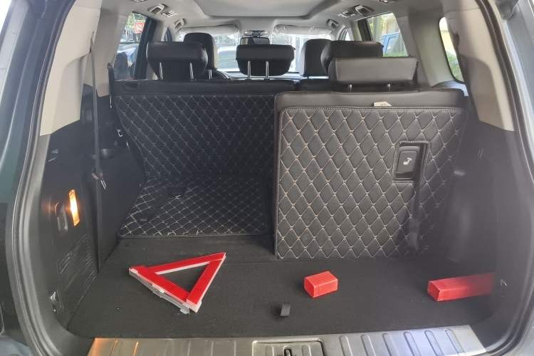 Used GAC Trumpchi GS8 2017 320T Two-Wheel Drive Luxury Smart Connectivity Version (7 Seats)
