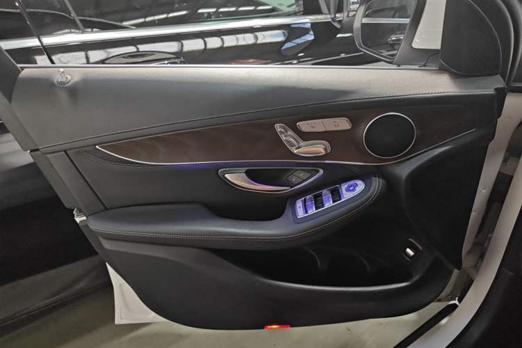 Used Mercedes-Benz GLC 2020 Facelift GLC 260 L 4MATIC Luxury Edition