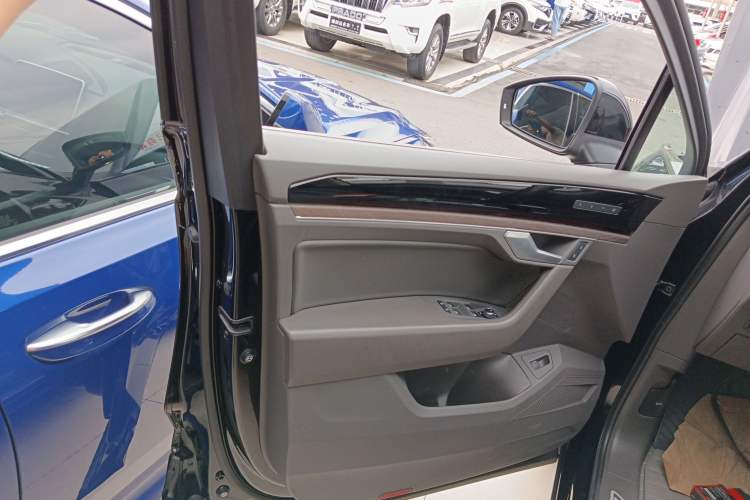 Used Volkswagen Touareg 2022 3.0 TSI Prestige Edition Classic Sport Package
