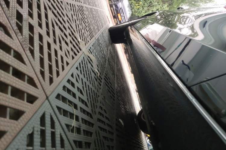 Used Mercedes-Benz C-Class 2015 C 200 L