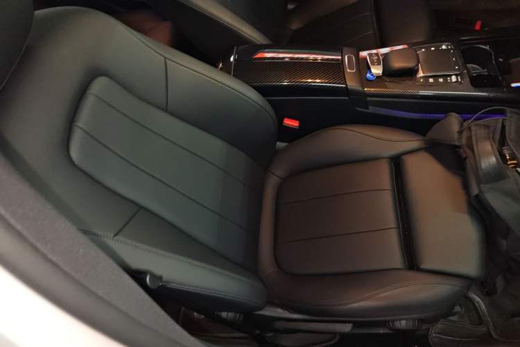 Used Mercedes-Benz A-Class 2022 Restyled A 200 L Sport Sedan Fashion Version
