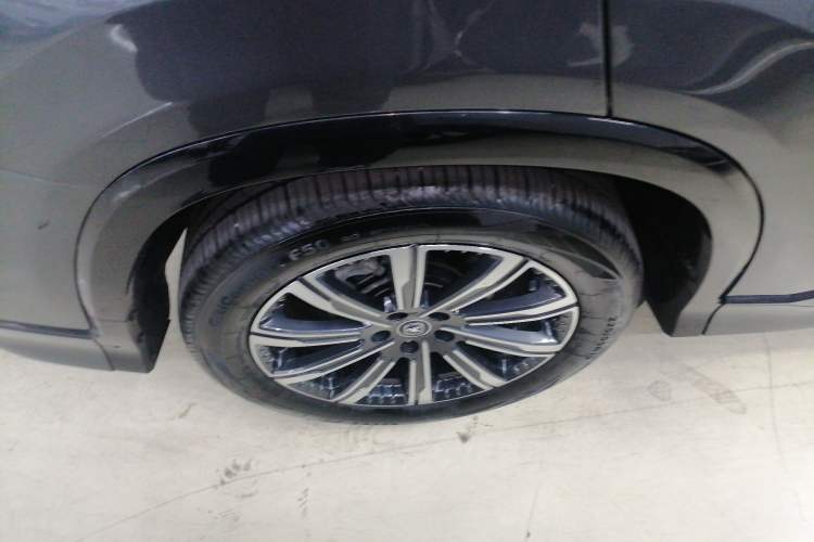 Used Changan CS75 PLUS 2023 3rd Generation 1.5T Automatic Prestige Model
