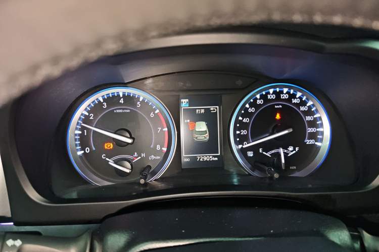 Used Toyota Highlander 2018 2.0T Four-Wheel Drive Prestige Version 7 Seats China VI Standard
