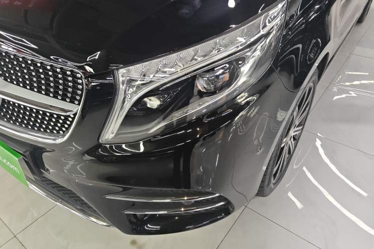 Used Mercedes-Benz V-Class 2021 V 260 L Long-wheelbase Luxury Edition