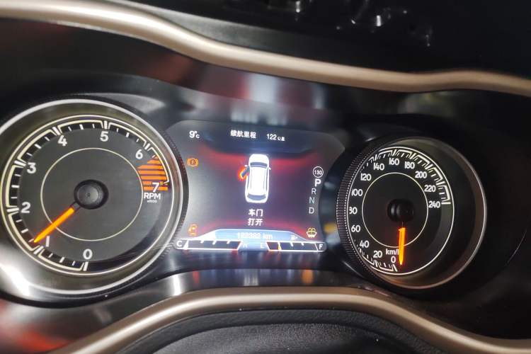 Used  Cherokee 2016 2.0L Superior Edition
