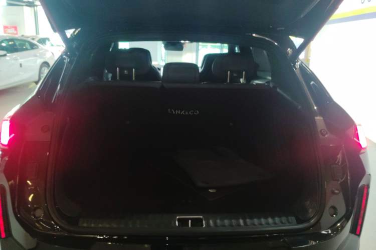 Used Lynk & Co 08 EM-P 2023 245km Ultra-Long Range Halo
