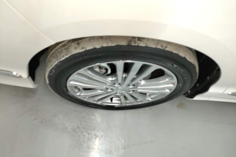 Used Honda Elysion 2016 2.4L Supreme Edition
