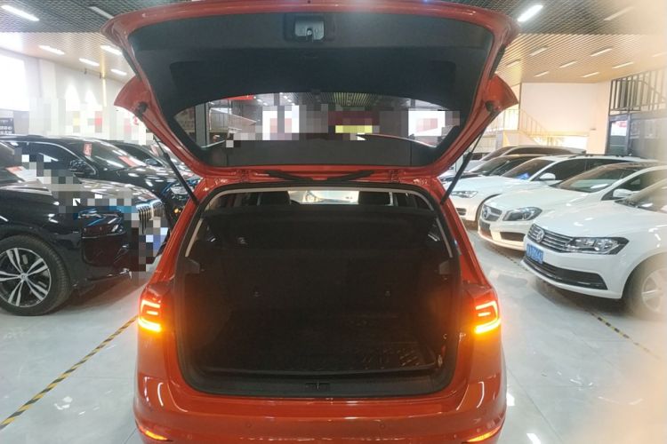 Used Volkswagen Golf Sportsvan 2018 230TSI Automatic Trend Edition
