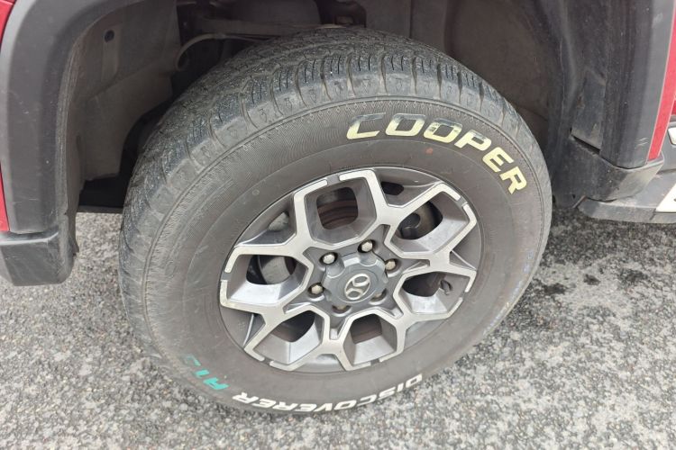 Used Beijing Auto BJ40 2018 PLUS 2.3T Automatic Four-Wheel Drive Flagship Version China V Emission Standard
