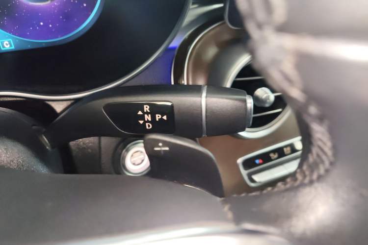 Used Mercedes-Benz GLC 2020 GLC 300 L 4MATIC Dynamic Edition
