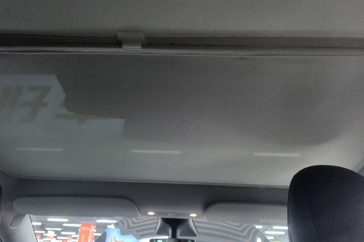 Used Tesla Model Y 2021 Long-Range All-Wheel-Drive Version 3D7
