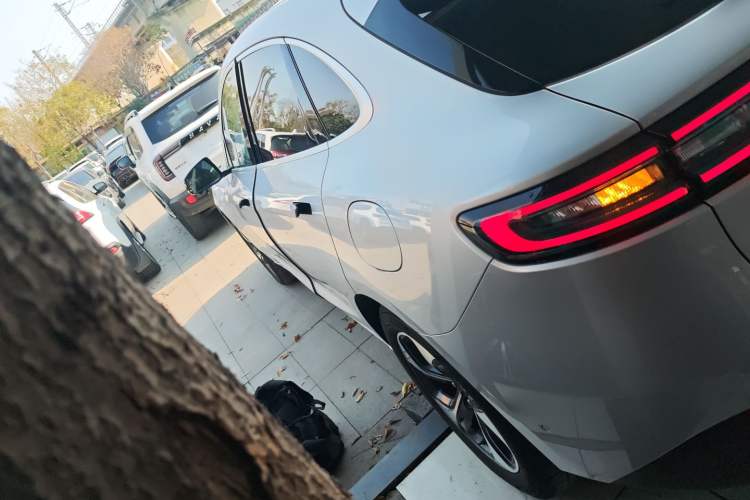 Used Hima AITO M5 2022 Extended-Range Four-Wheel Drive Performance Version
