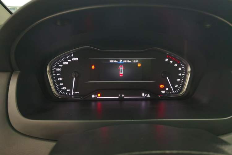 Used SAIC MAXUS G20 2021 Facelifted PLUS 2.0T Gasoline Automatic Luxury Edition
