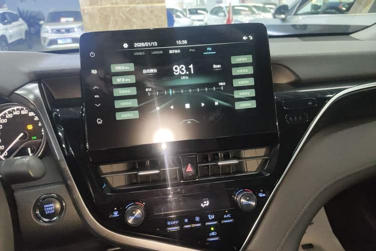 Used Toyota Camry 2021 2.0G Luxury Edition
