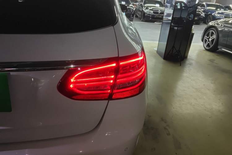 Used Mercedes-Benz C-Class (Import) 2020 Facelifted C 260 Estate
