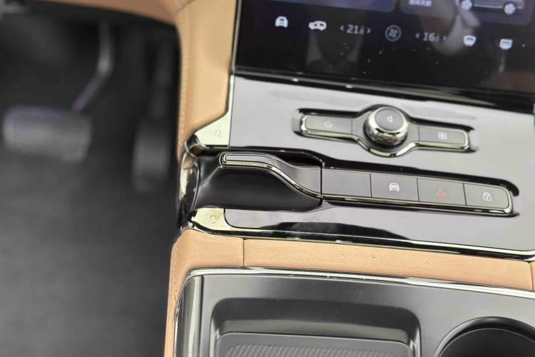 Used Nio ES8 2020 415 km Range 7-Seater Version