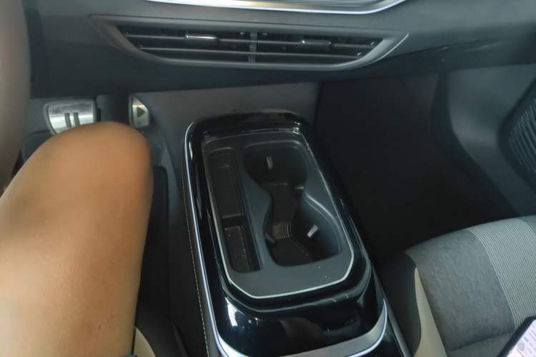 Used Volkswagen ID.4 CROZZ 2022 Long-Range PURE+ Edition
