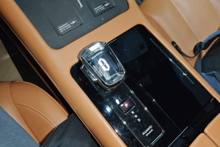 Used Hima AITO M7 2024 1.5T Intelligent Driving 4WD Pro Edition 5 Seats
