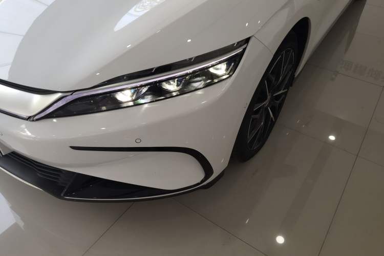 Used BYD Han 2023 EV Champion Edition 610KM All-Wheel-Drive Flagship Model
