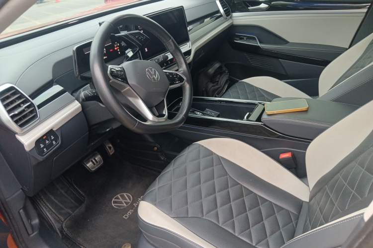 Used Volkswagen ID.6 CROZZ 2021 First Edition