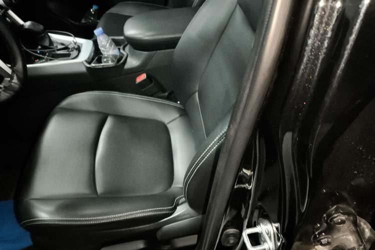 Used Toyota RAV4 2023 2.0L CVT Two-Wheel Drive Urban Edition
