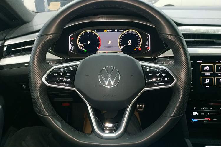 Used Volkswagen FAW-Volkswagen CC 2023 380TSI Striking Edition
