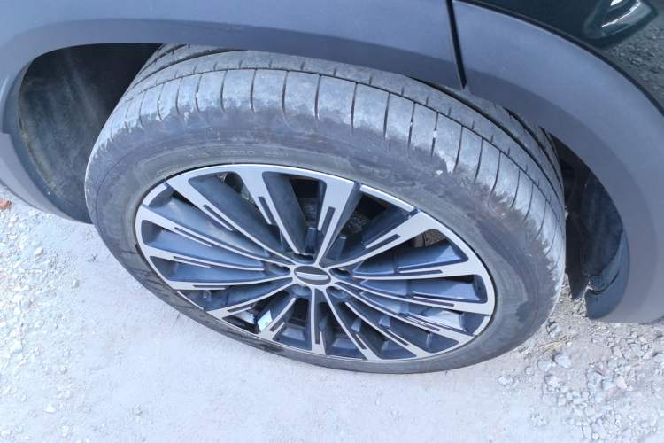 Used Geely Auto Monjaro L 2025 Dongfang Yao 2.0TD Automatic All-Wheel-Drive Wangyue Edition
