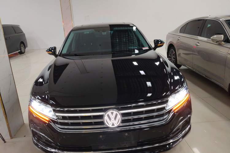Used Volkswagen Phideon 2021 380TSI Prestige Edition
