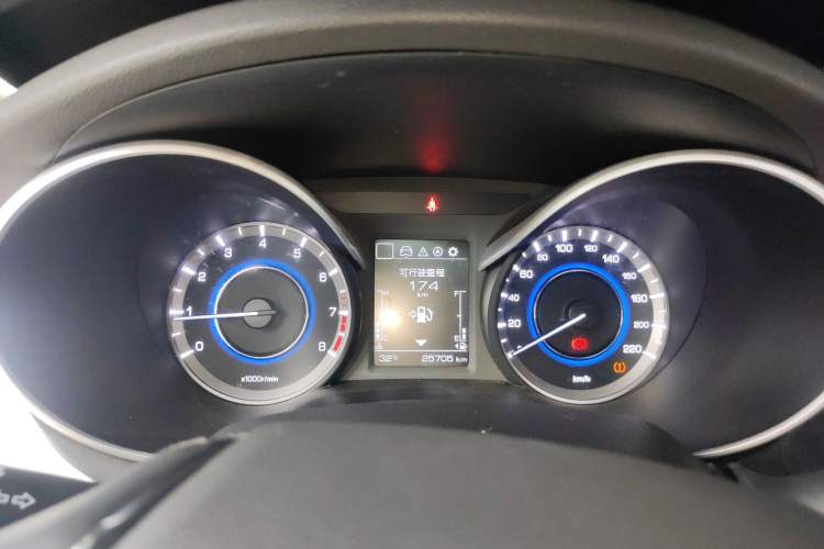 Used Changan Eado 2018 High-Energy Edition 1.6L GDI Manual Pioneer Model China V Standard
