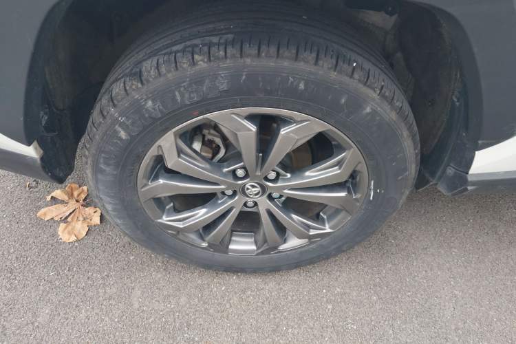 Used Toyota RAV4 2023 2.0L CVT Two-Wheel Drive Fashion Edition