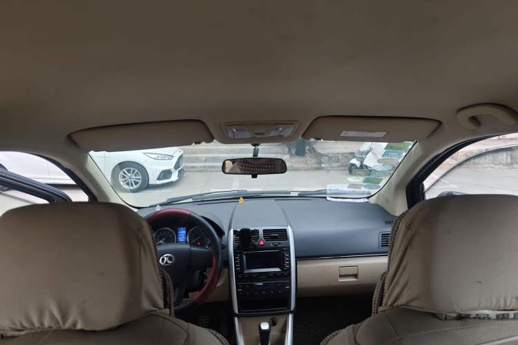 Used BAIC Senova D20 2015 Hatchback 1.5L Manual Lotte Edition
