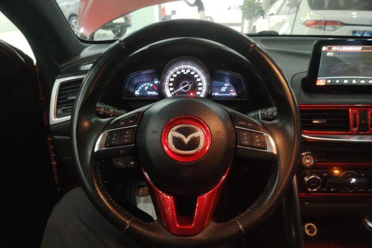 Used Mazda CX-4 2016 2.0L Automatic 2WD Blue Sky Luxury Edition
