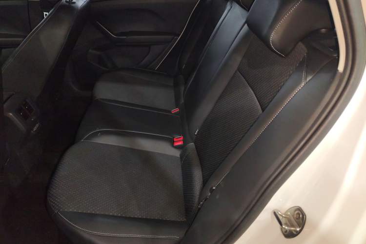 Used Volkswagen Tacqua 2023 200TSI DSG Joy-Connect Edition
