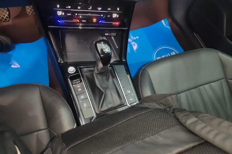 Used Volkswagen Passat 2022 330TSI Luxury Edition
