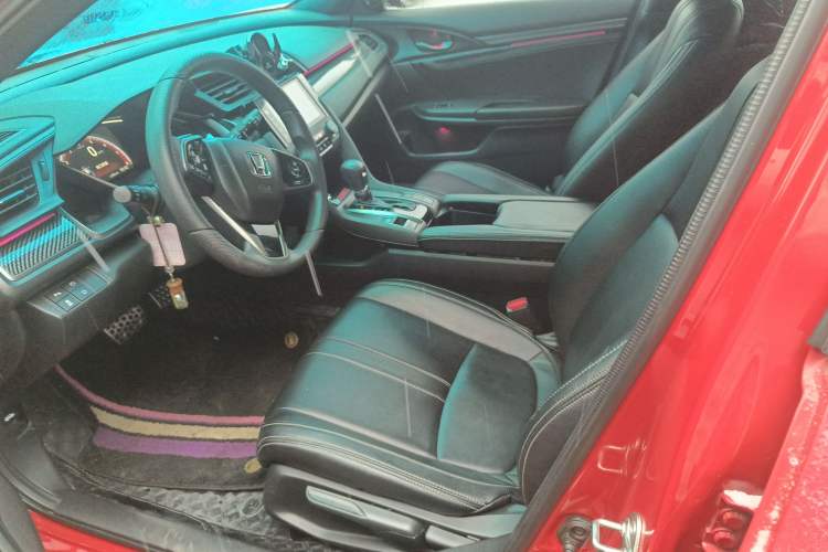 Used Honda Civic 2021 HATCHBACK 220TURBO CVT Trendy Cool Edition
