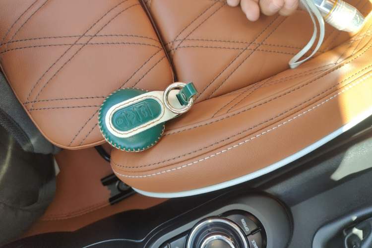 Used  MINI 2022 2.0T COOPER S Artist