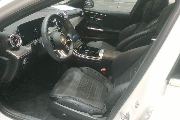 Used Mercedes-Benz C-Class 2024 Second Facelift C 260 L Sport Edition
