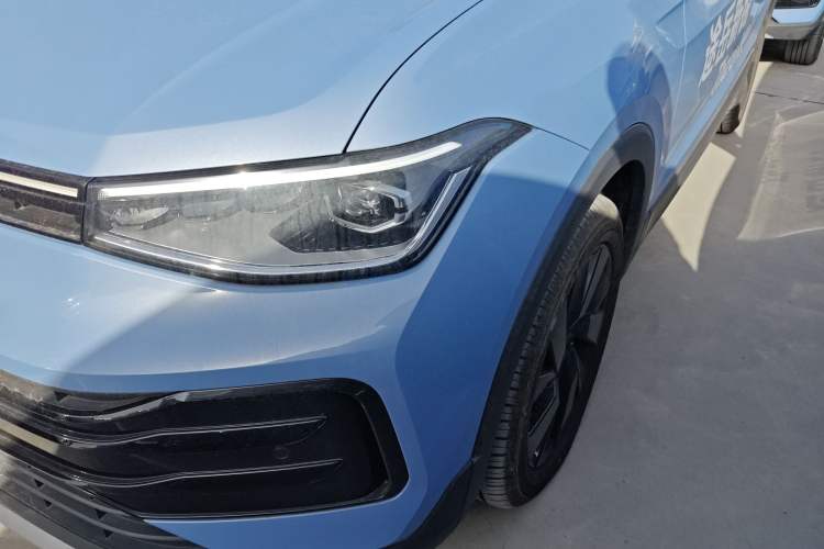 Used Volkswagen Tharu 2025 NewRui 300TSI Prestige Edition
