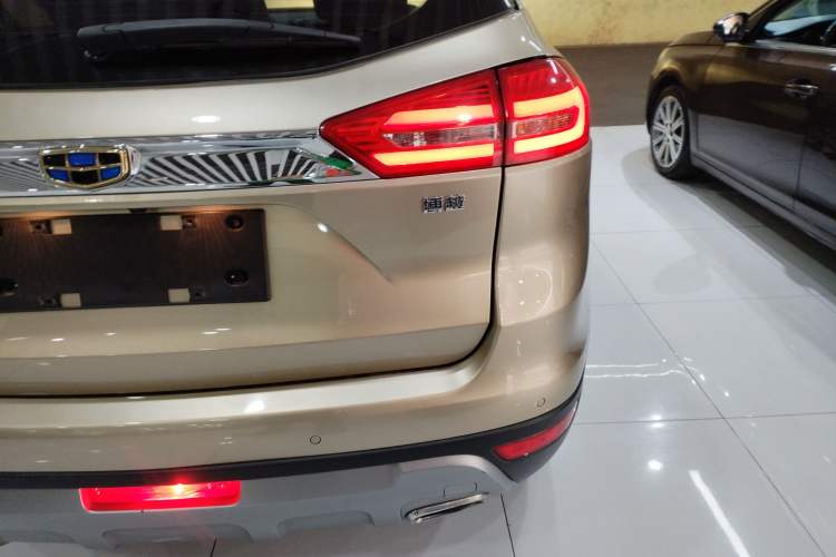 Used Geely Auto Emgrand X7 Sport 2016 1.8TD Automatic ZhiShang Model
