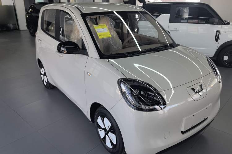 Used Wuling Hongguang MINIEV 2025 Four-Door Version Premium Edition
