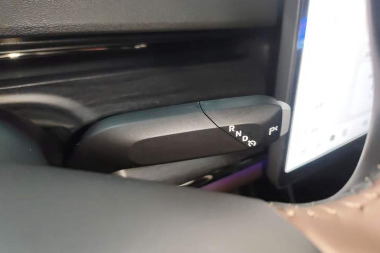 Used  A07 2025 Blue Whale Extended-Range 230 Prestige Model