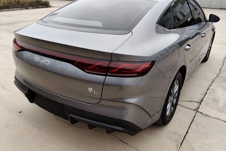 Used BYD Qin L 2024 DM-i 80KM Leading Model
