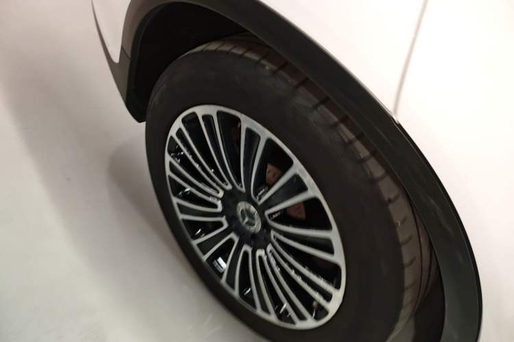 Used Mercedes-Benz GLC 2018 Facelifted GLC 260 4MATIC Dynamic Edition