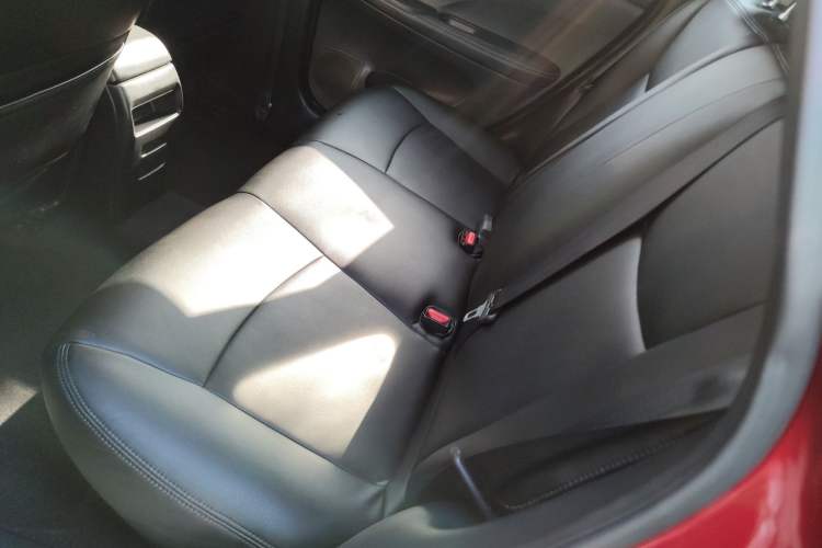 Used Nissan Tiida 2016 1.6L CVT Cool Dynamic Edition
