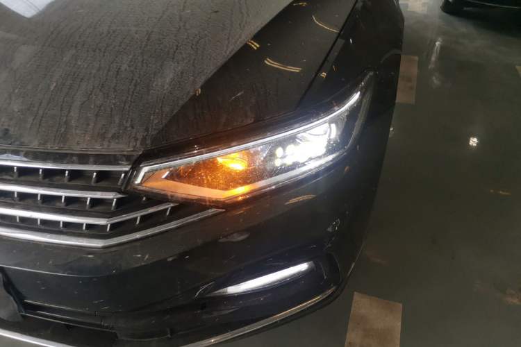 Used Volkswagen Magotan 2025 Zhongxiang Version 280TSI DSG Comfort Edition