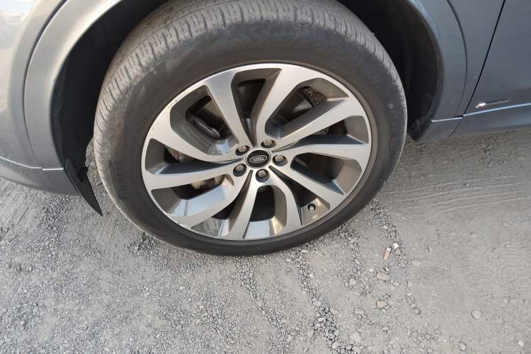 Used Land Rover Discovery Sport 2020 249 PS R-Dynamic Performance Edition
