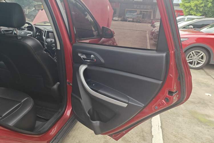 Used Changan CS35 2015 1.6L Manual Luxury Model China IV Standard
