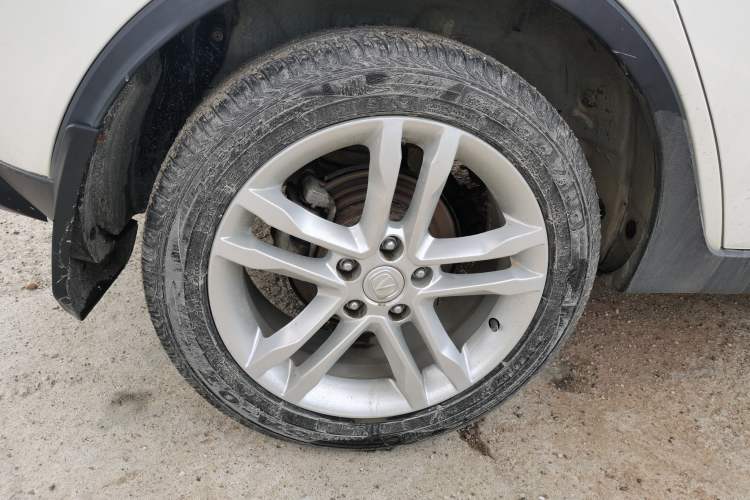 Used Changan CS35 2015 1.6L Manual Luxury Model China IV Standard